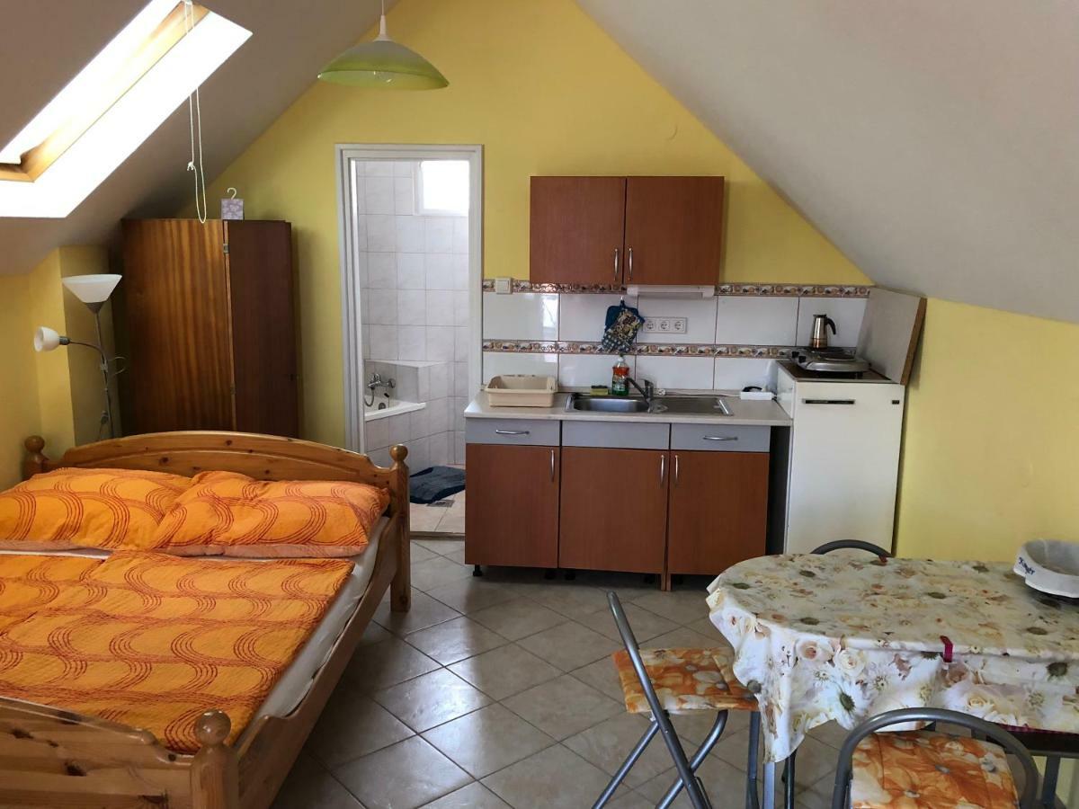 Liget apartman Balatonföldvár Exterior foto